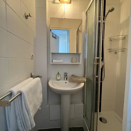 La Petite Fugue - Proche Du Front De