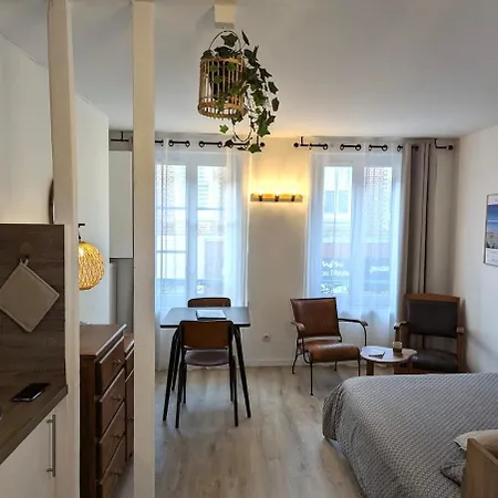 La Petite Fugue - Proche Du Front De